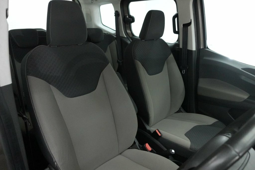 Ford Tourneo Courier 1.5L Zetec Silver #3