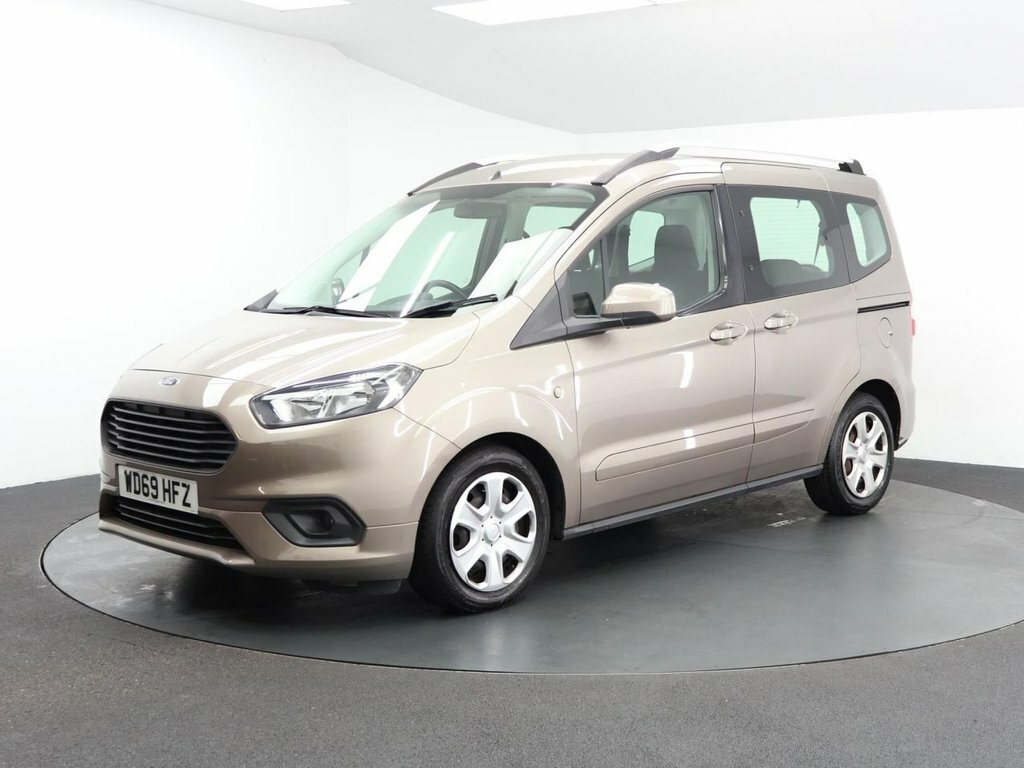 Ford Tourneo Courier 1.5L Zetec Silver #5