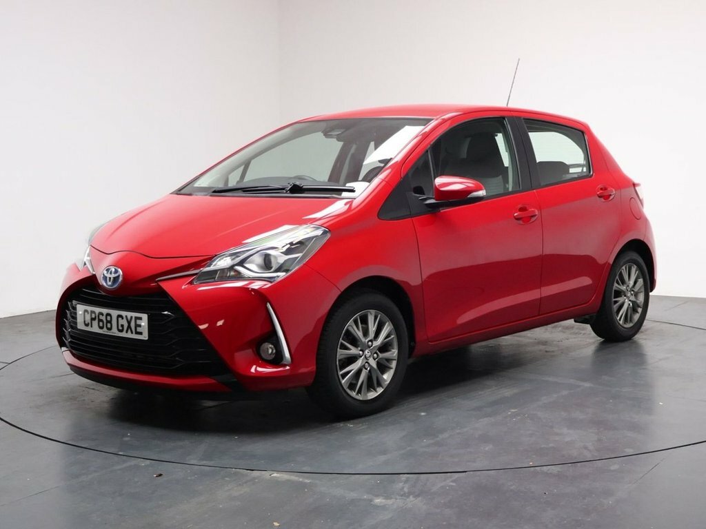 Toyota Yaris 1.5L Icon CP68GXE Red #5