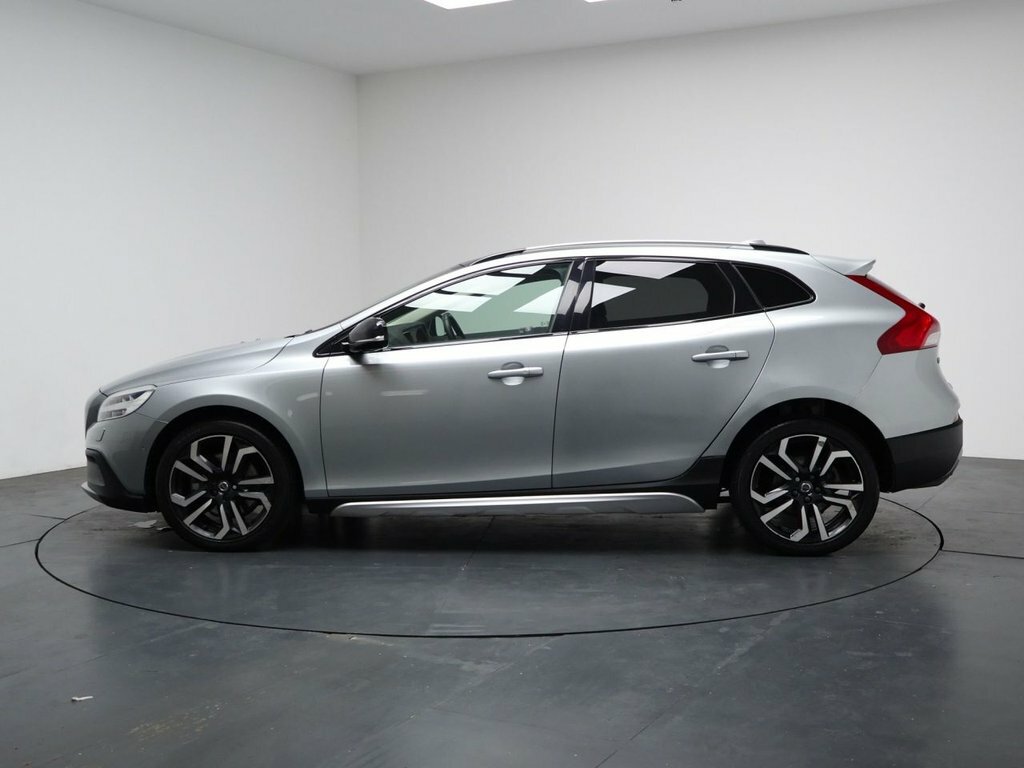 Volvo V40 Cross Country 1.5L Pro KK18KNE Silver #6