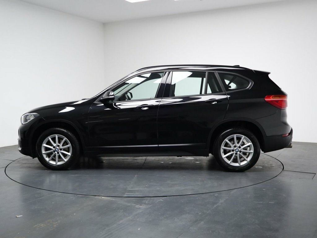 BMW X1 1.5L Se Black #6