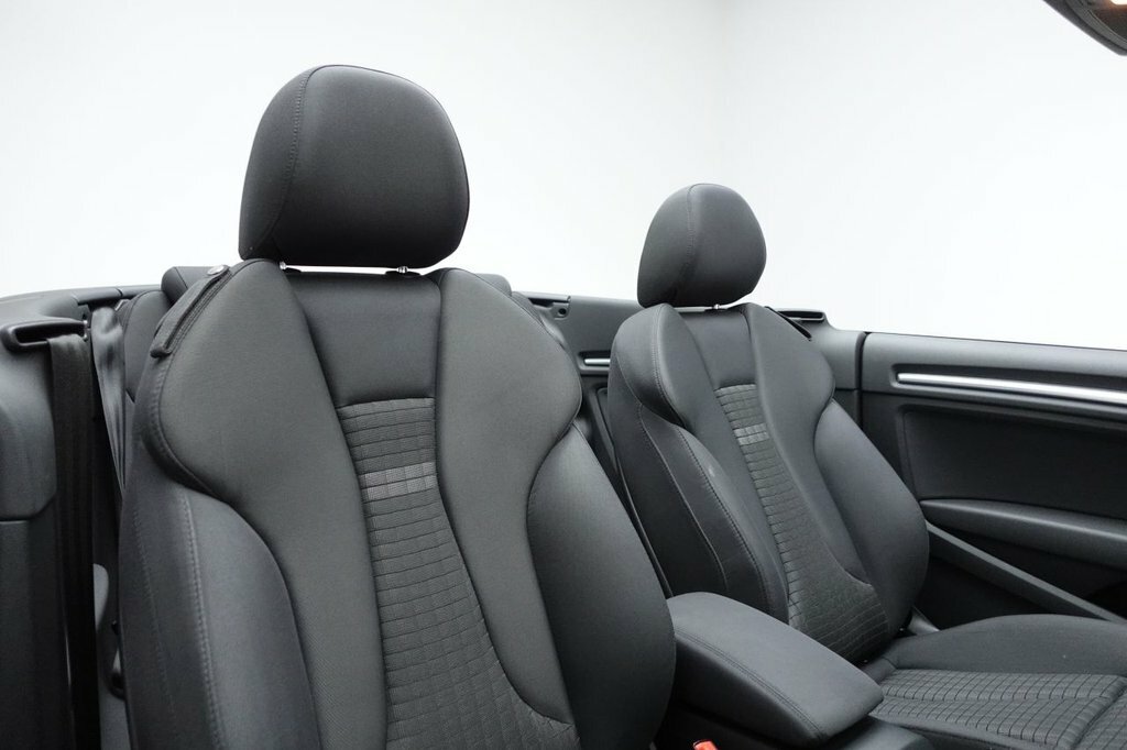 Audi A3 Cabriolet 2L Sport Grey #3