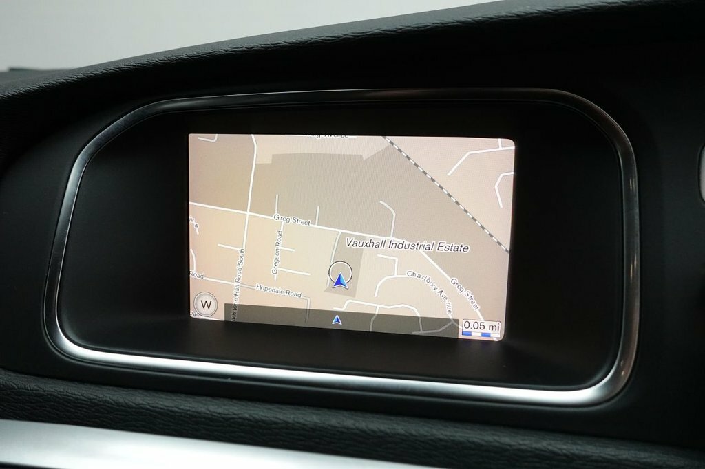 Volvo V40 2L R-design Edition MP19GYG Blue #2