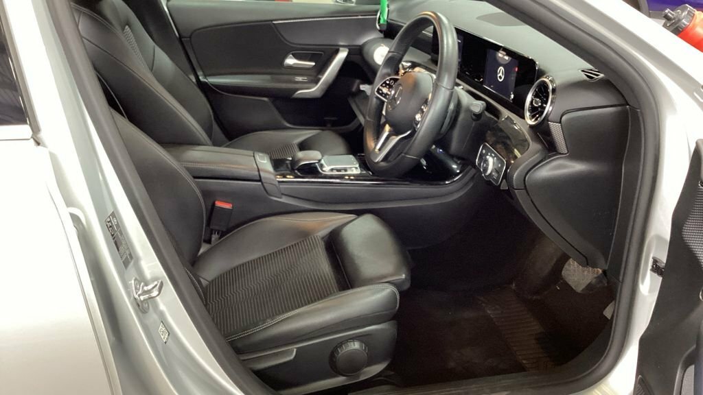 Mercedes-Benz A Class A180d Sport Executive Black #3