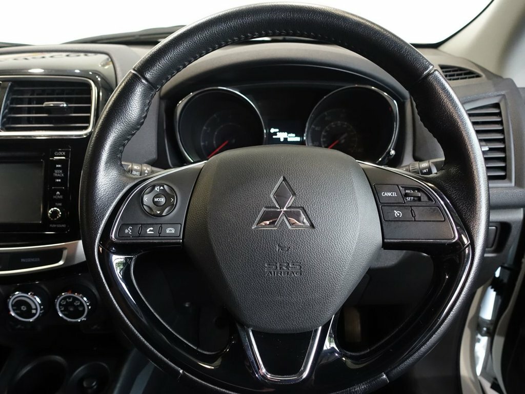 Mitsubishi ASX 1.6L 3 White #3