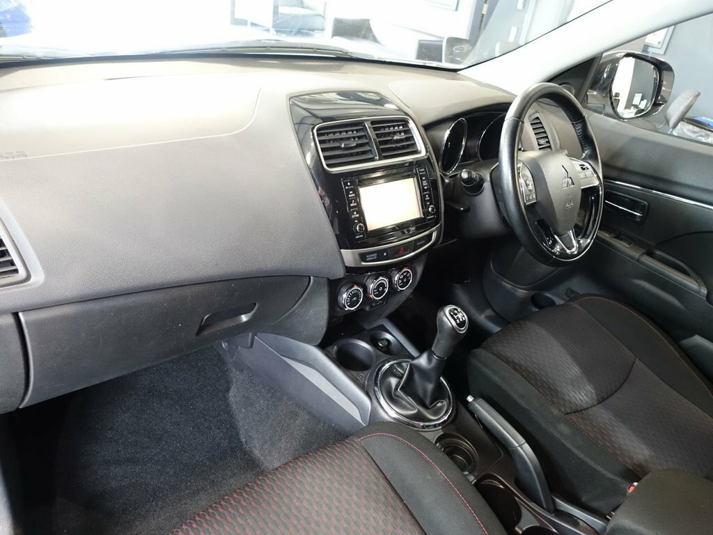 Mitsubishi ASX 1.6L 3 White #2