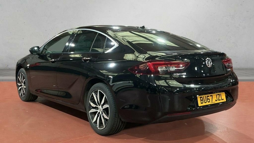 Vauxhall Insignia 1.5L Elite Nav Black #4