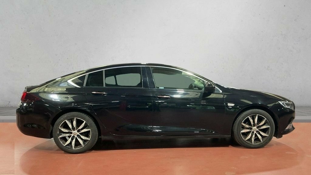 Vauxhall Insignia 1.5L Elite Nav Black #6