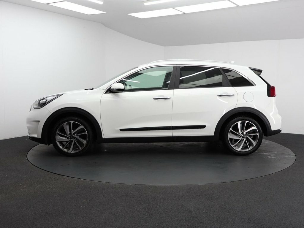 Kia Niro 1.6L 3 White #6