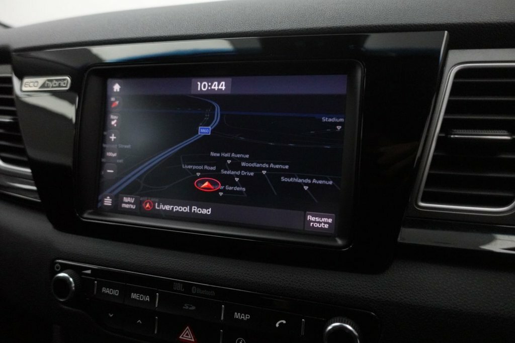 Kia Niro 1.6L 3 White #2