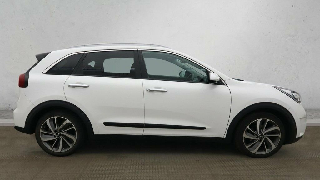 Kia Niro 1.6L 3 White #6