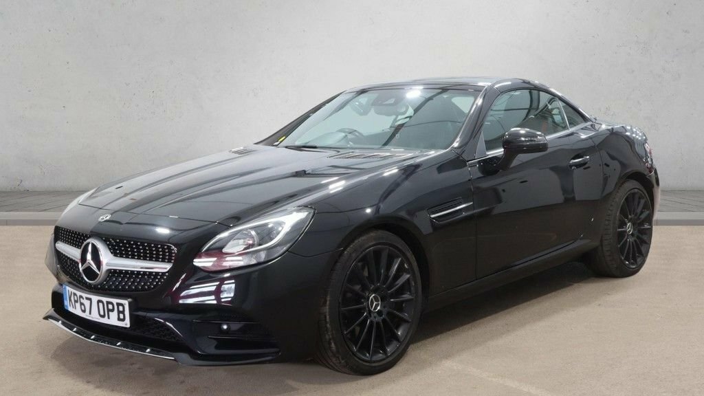 Mercedes-Benz SLC 1.6L Amg Line Black