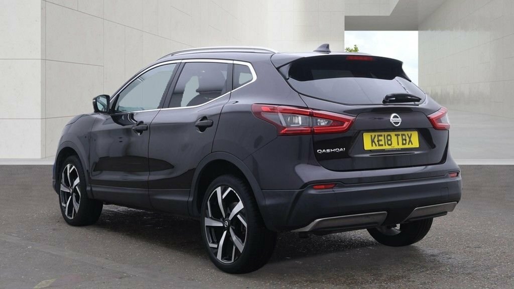 Nissan Qashqai Black #3