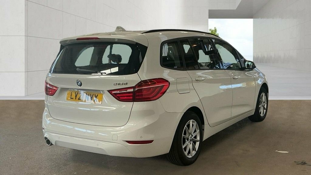 BMW 2 Series Gran Tourer 1.5L Se White