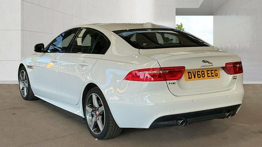 Jaguar XE 2L R-sport White #3