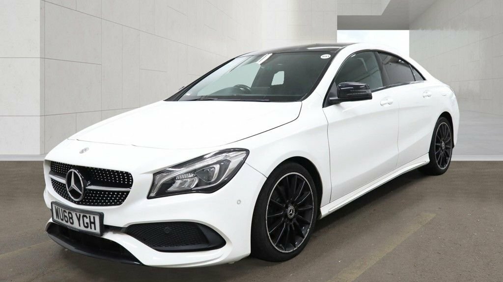 Mercedes-Benz CLA Class 2.1L Amg Line Night Edition White #2