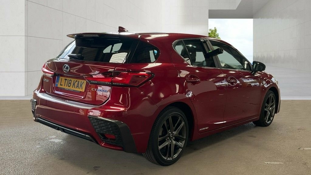 Lexus CT 1.8L F Sport Red #2