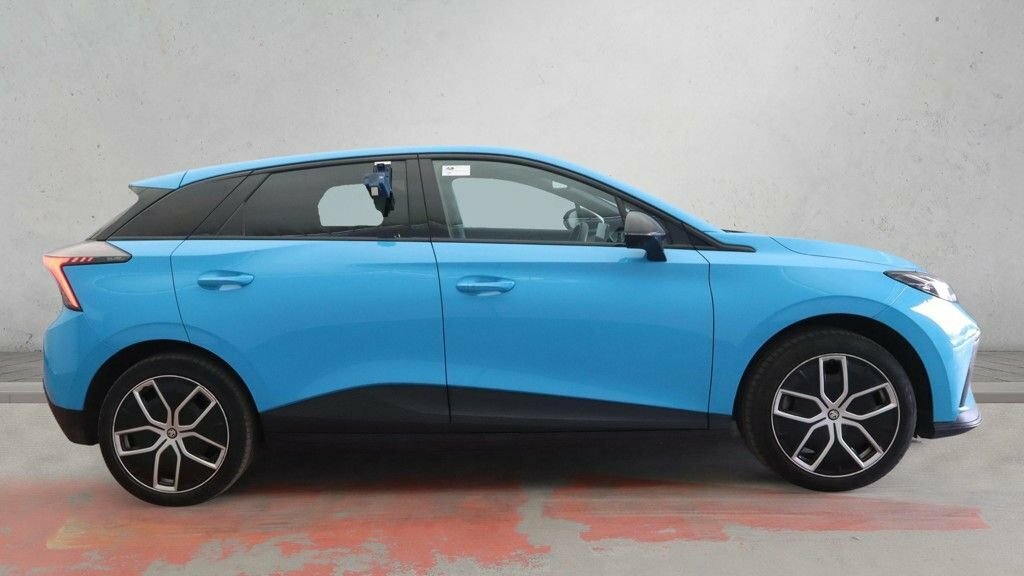 MG MG4 Hatchback Blue #6