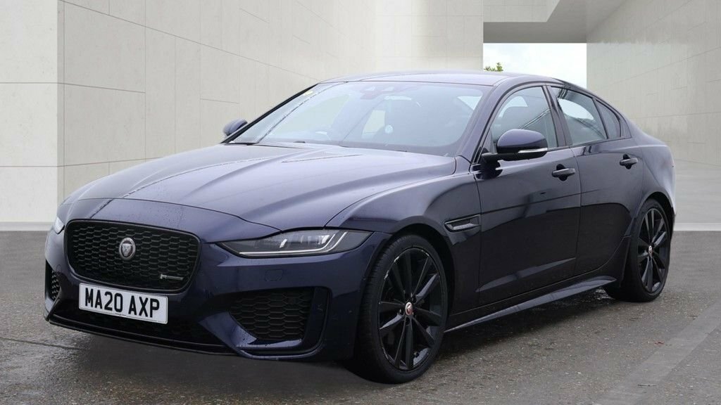 Jaguar XE 2L R-dynamic Hse Blue #2