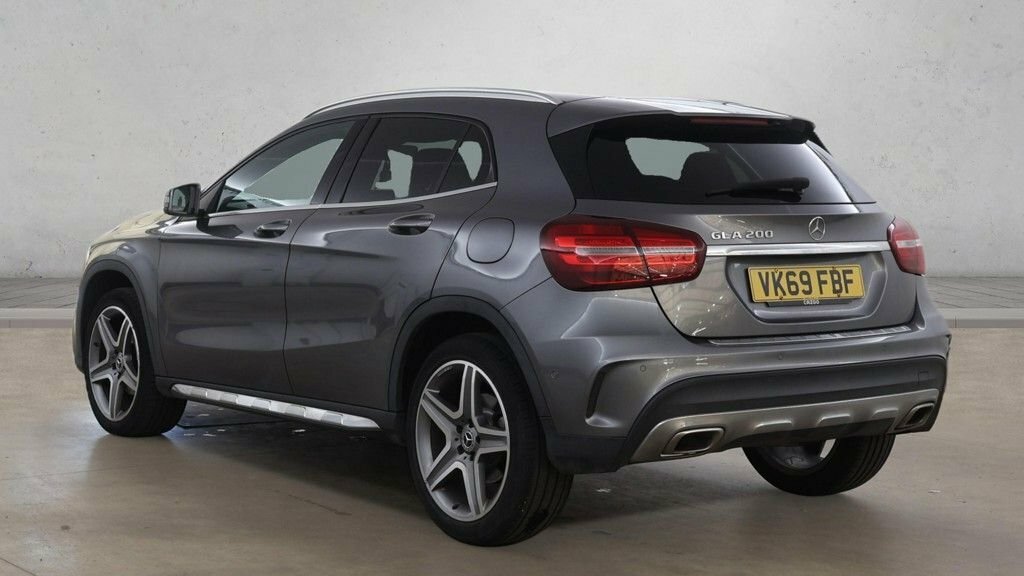 Mercedes-Benz GLA Class 1.6L Amg Line Edition Grey #5