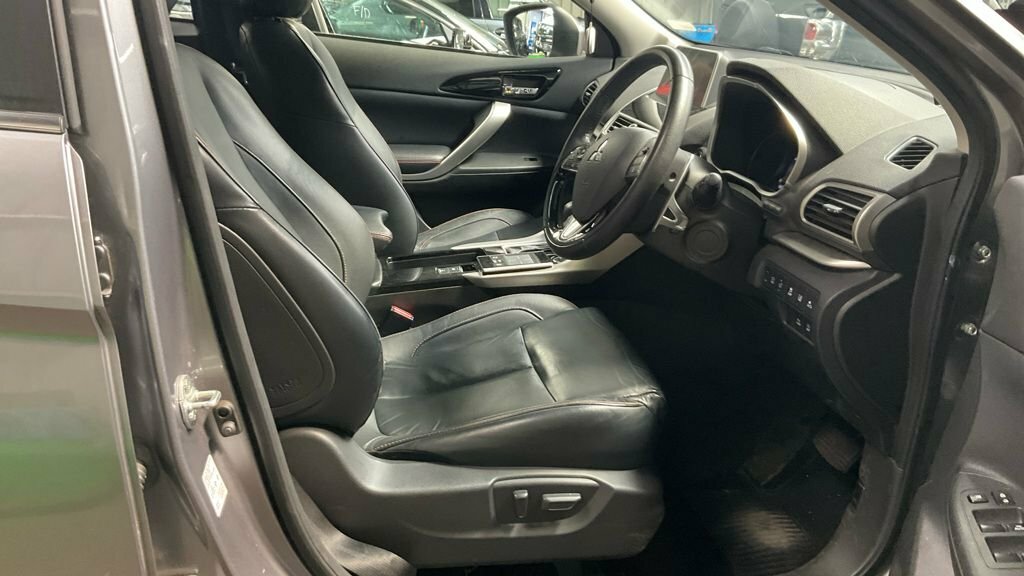 Mitsubishi Eclipse Cross 1.5L 4 Grey