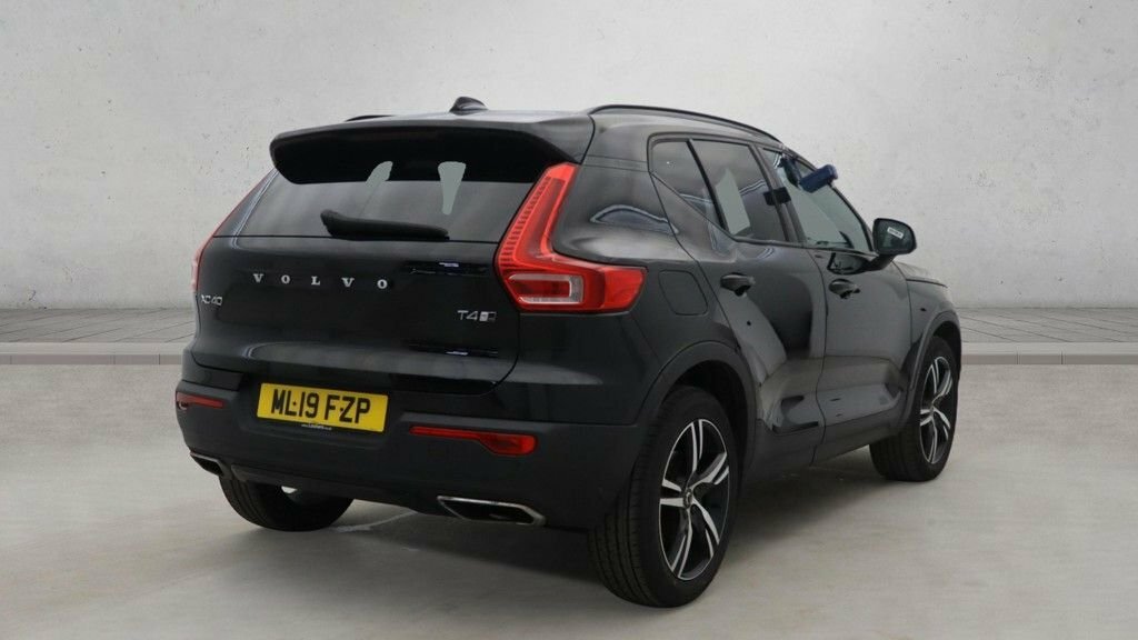 Volvo XC40 2L R-design Black #6