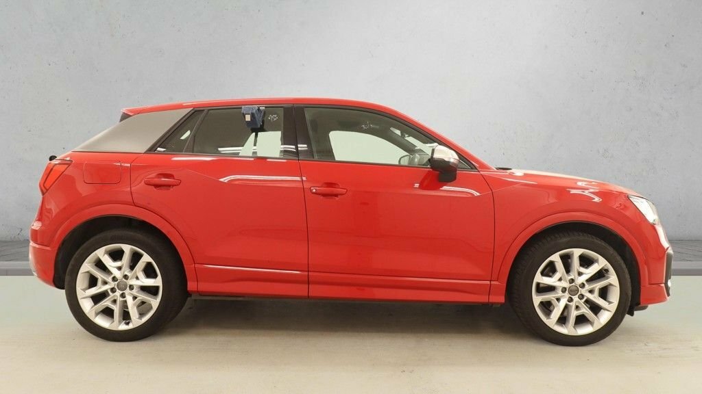 Audi SQ2 Suv Red #6