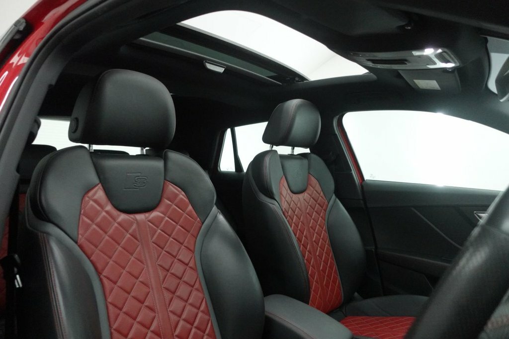 Audi SQ2 Suv Red #2