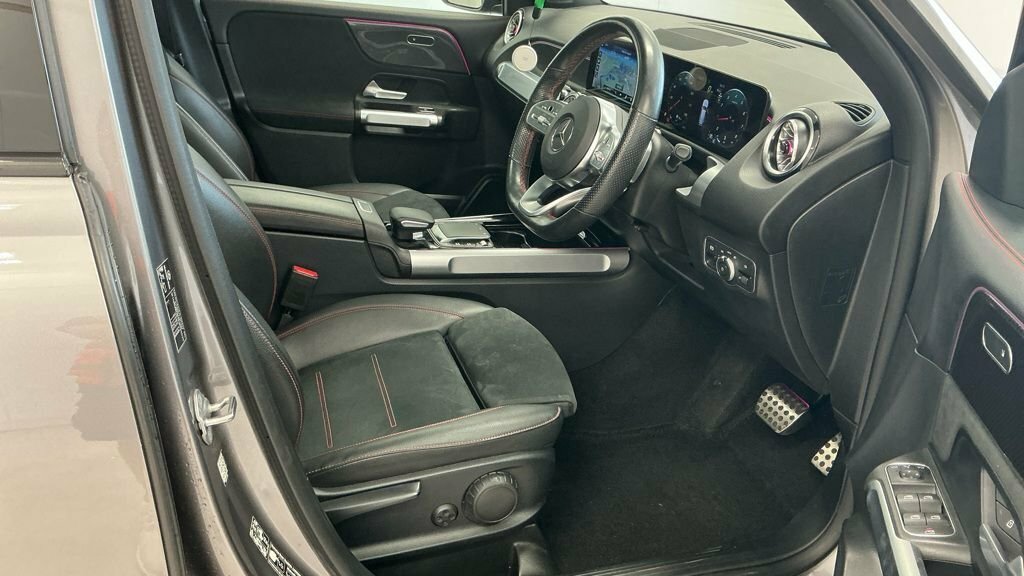 Mercedes-Benz GLB Class 1.3L Amg Line Night Edition Grey