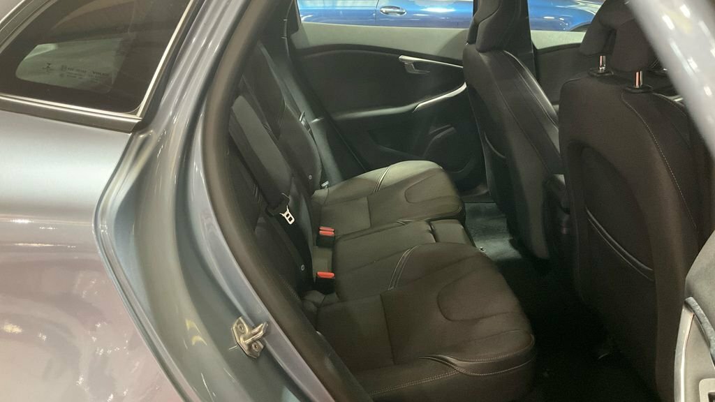 Volvo V40 Cross Country D3 Pro Blue #7