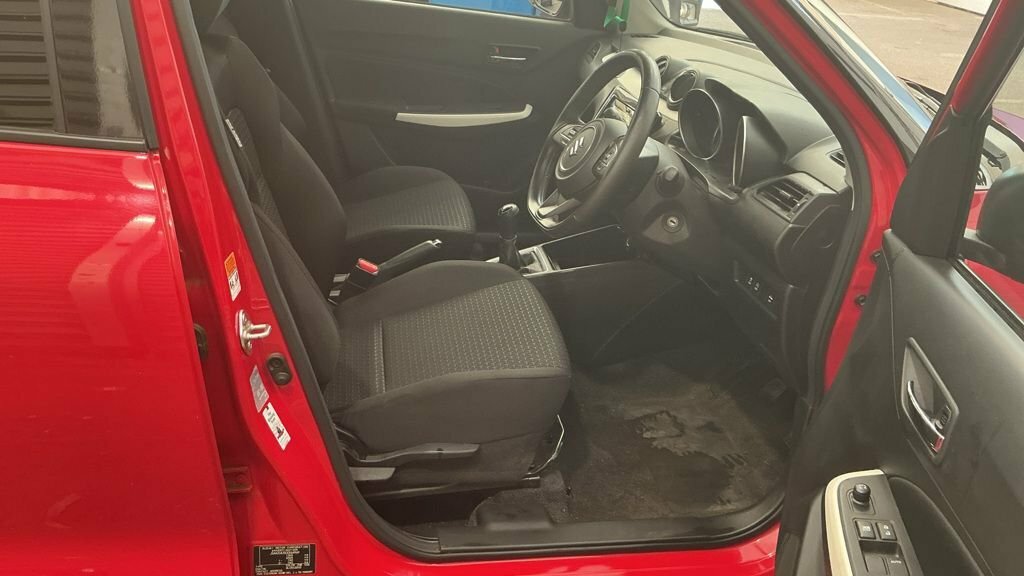 Suzuki Swift 1.2L Sz-l Red #2