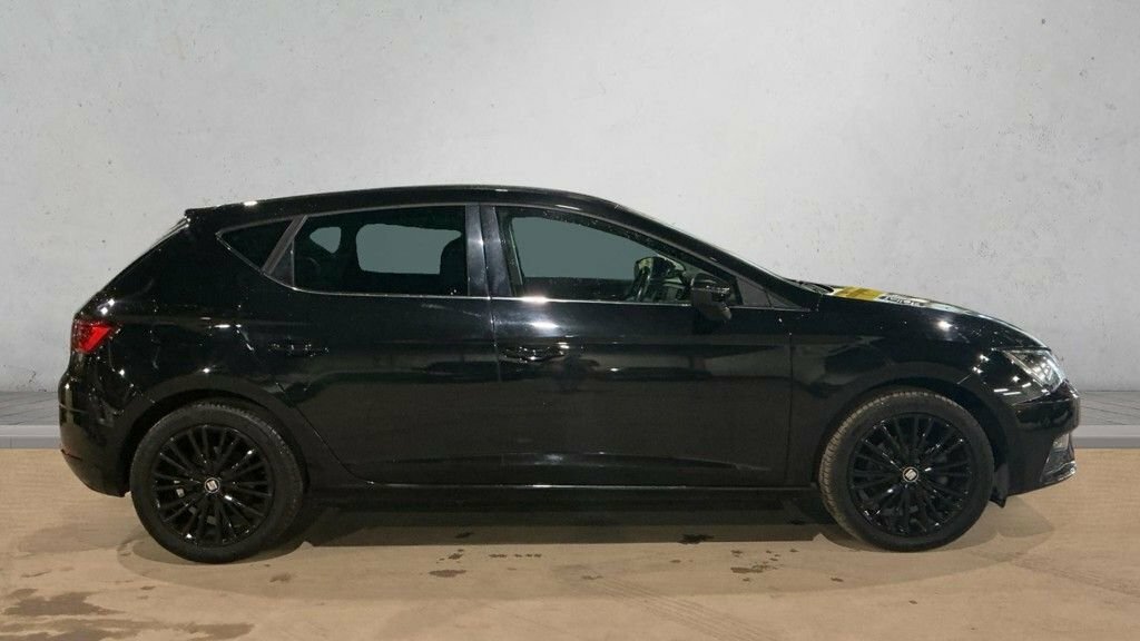 Seat Leon 1.5L Xcellence Lux Black #6