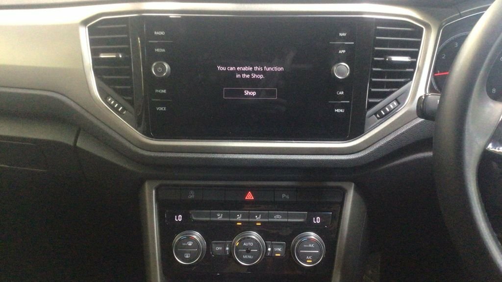 Volkswagen T-Roc 1.5 Tsi Evo Black Edition Dsg Black #4