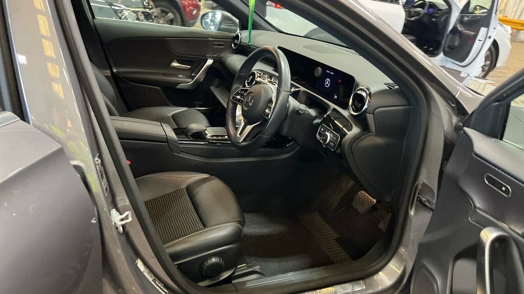 Mercedes-Benz A Class 1.3L Sport Grey #3