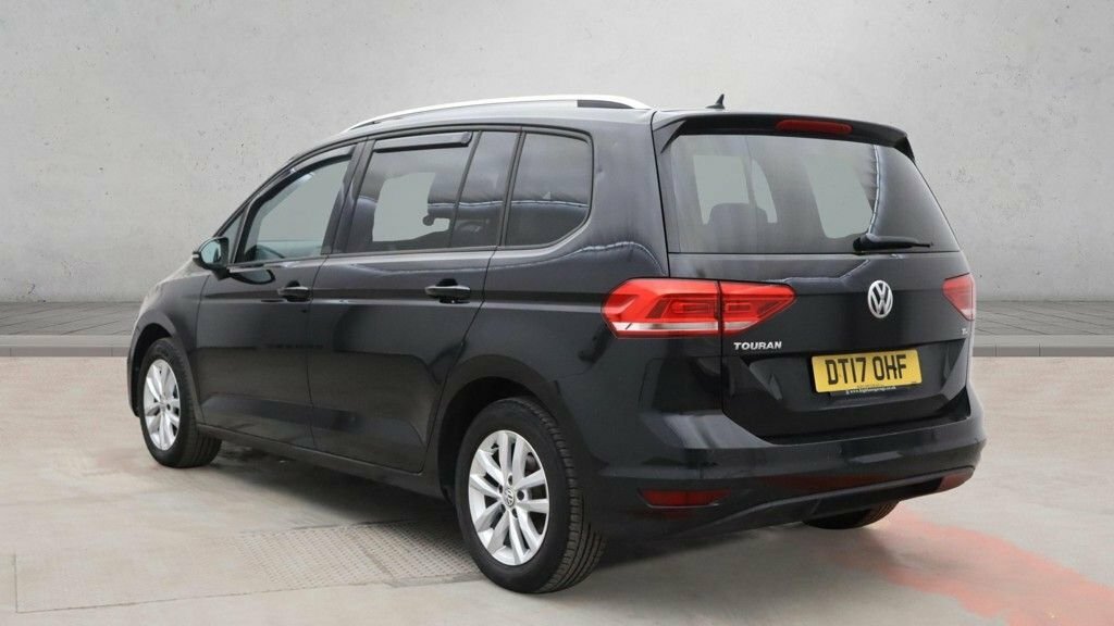 Volkswagen Touran 1.6L Se Family Black #5