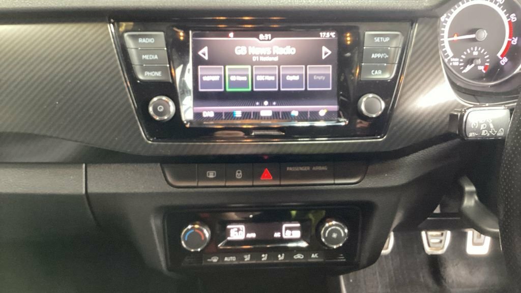 Skoda Fabia 1L Monte Carlo Grey #4