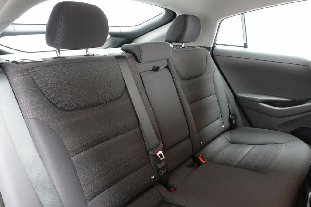 Hyundai Ioniq 1.6 Gdi Hybrid Premium Se Dct 2017 Grey #13