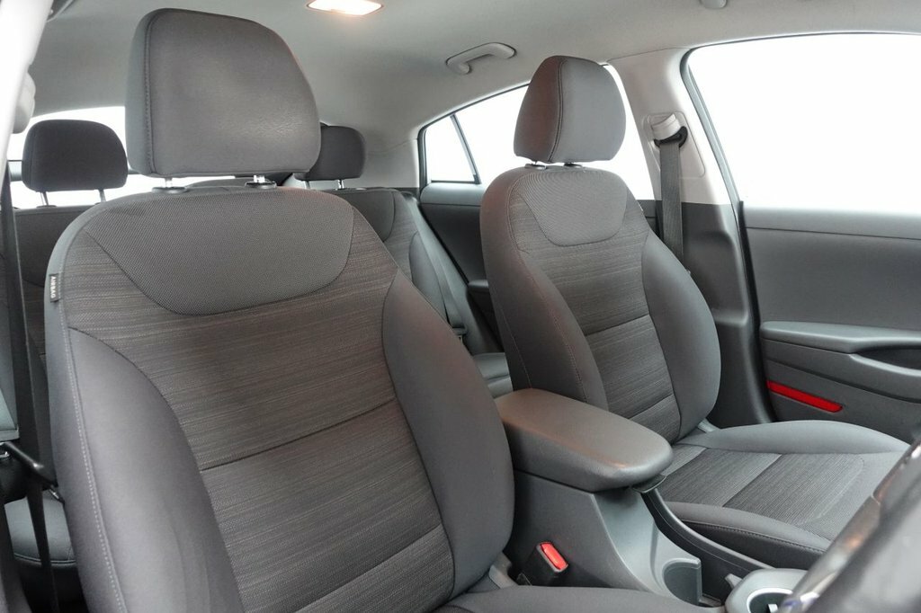 Hyundai Ioniq 1.6L Premium Silver #3