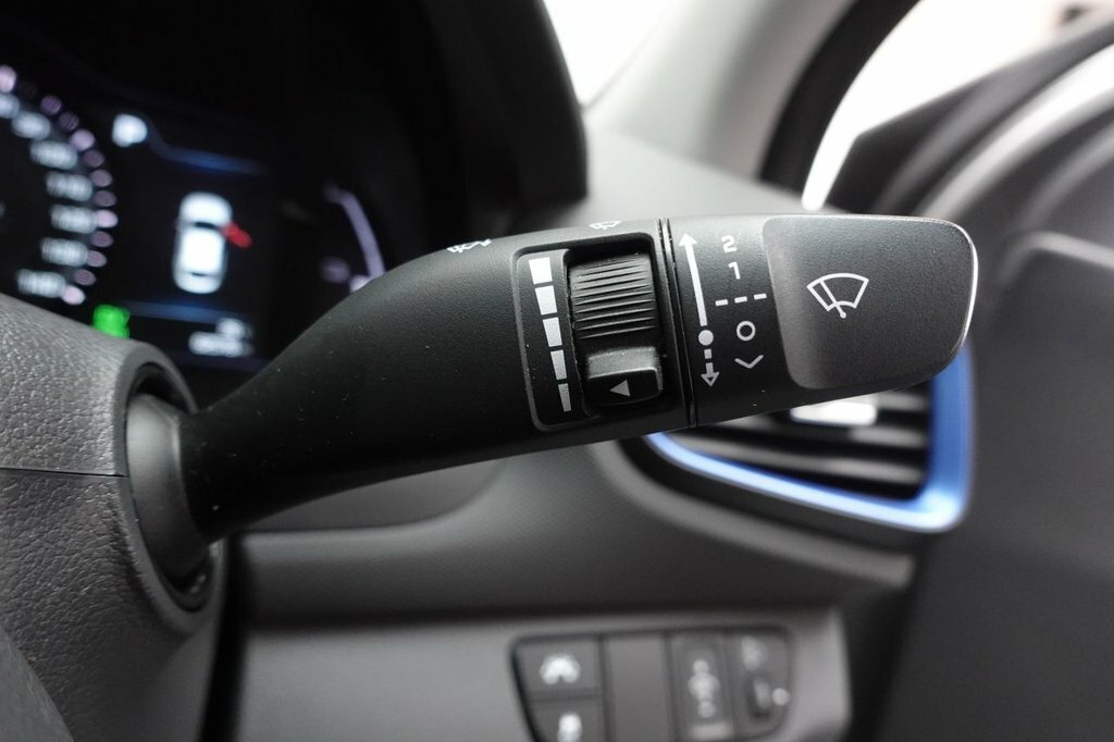 Hyundai Ioniq 1.6 Gdi Hybrid Premium Se Dct 2017 Grey #24