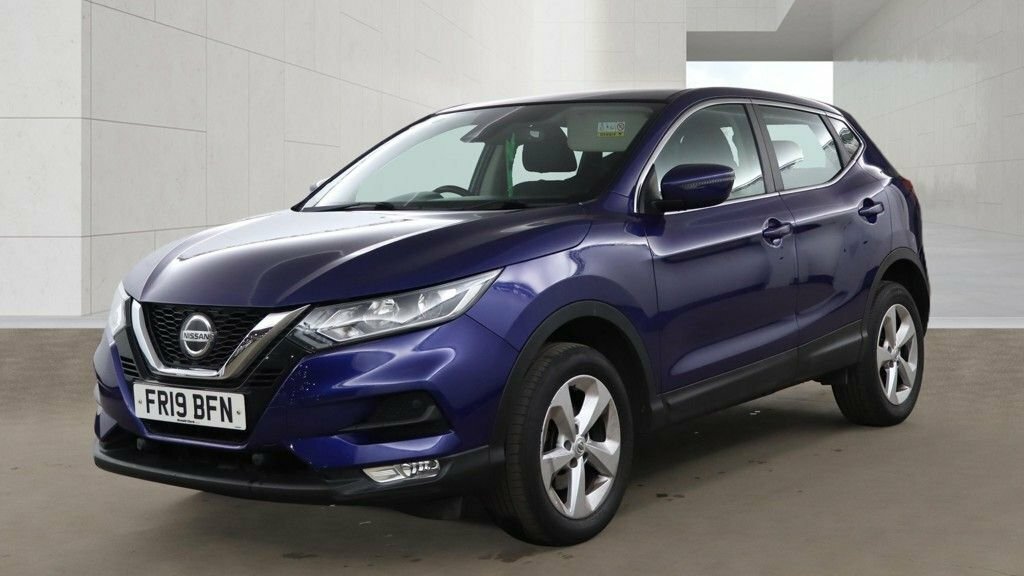 Nissan Qashqai 1.3 Dig-t 140Ps N-connecta Grey #2