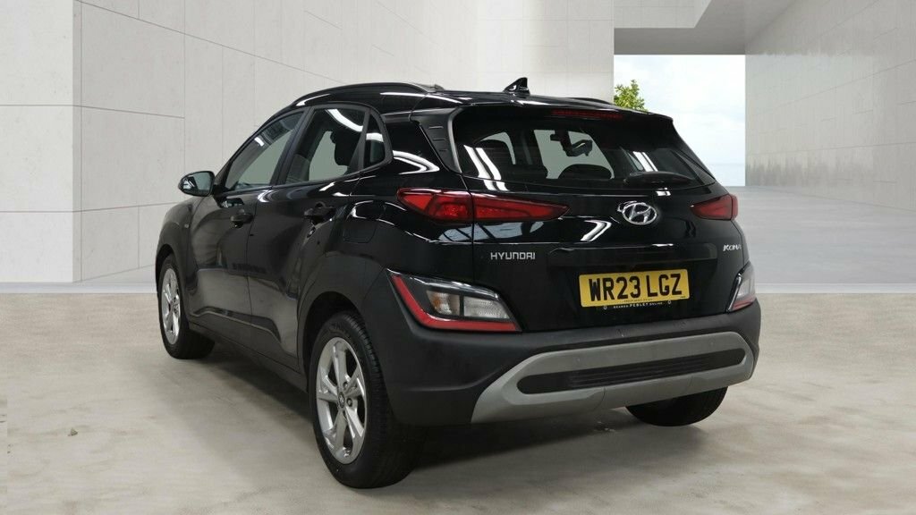 Hyundai Kona 1L Se Connect Black #3