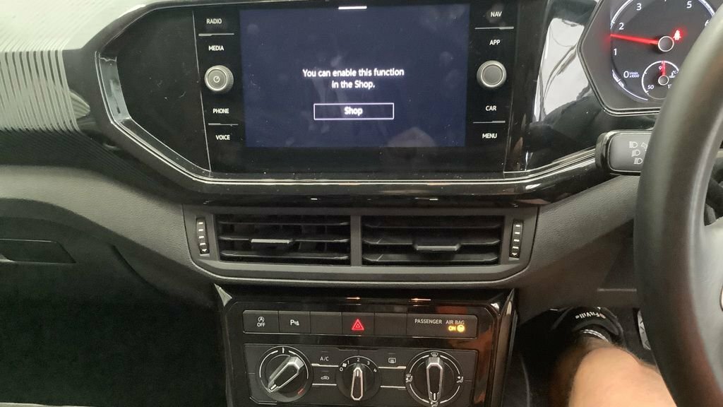 Volkswagen T-Cross 1L Black Edition Silver #4