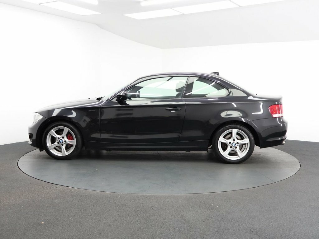 BMW 1 Series 1.6 114I Sport Euro 5 Ss Black #6