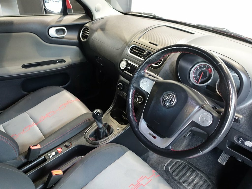 MG MG3 1.5L 3Form Sport Red