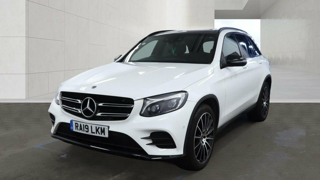 Mercedes-Benz GLC Class 2.1L Amg Night Edition White #2