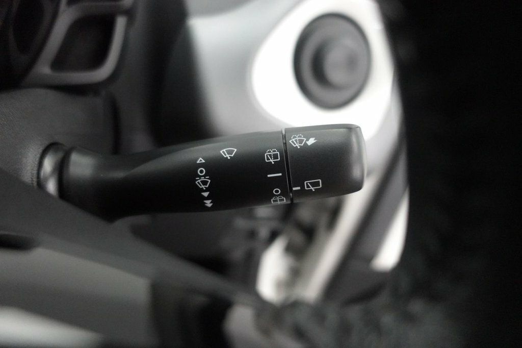 Toyota Aygo Vvt-i X-trend Red #20