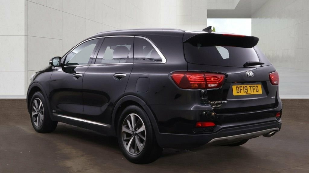 Kia Sorento 2.2L Kx-2 Black #3