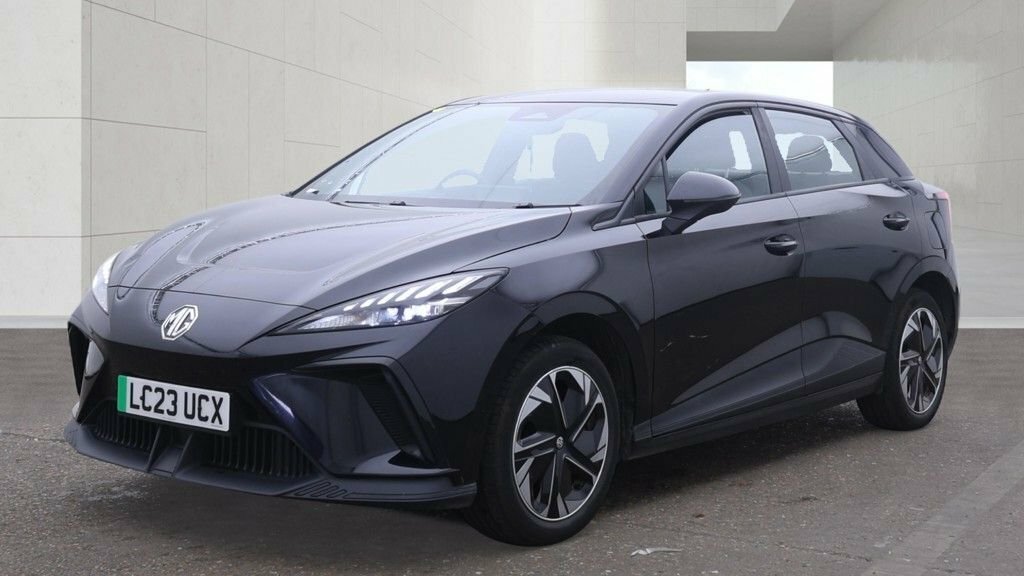 MG MG4 Hatchback Black #2