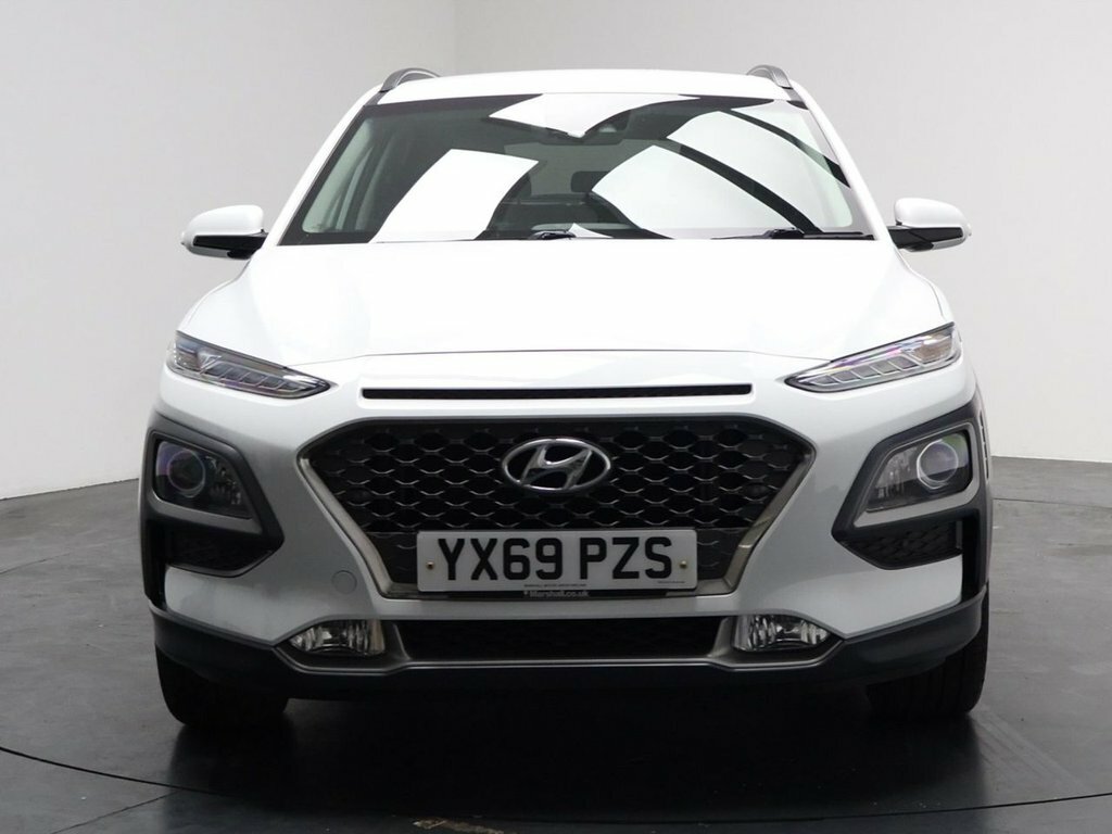 Hyundai Kona 1L Premium Se White #4