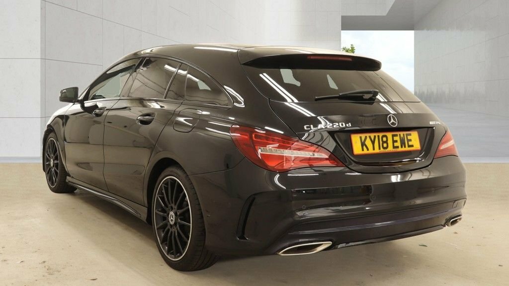 Mercedes-Benz CLA Class 2.1L Amg Line Black #4